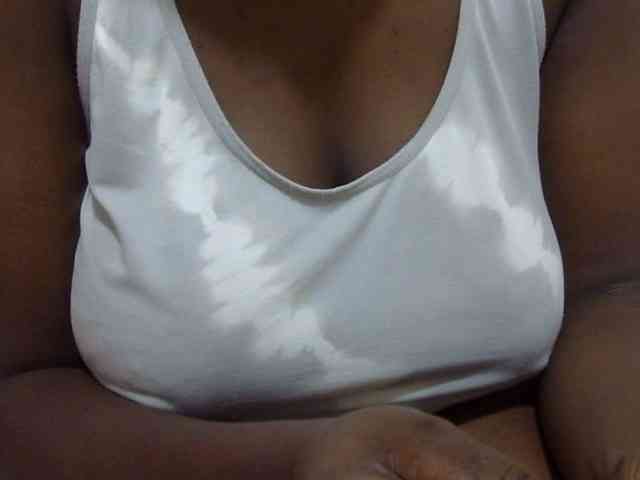 pretty-lioness webcam