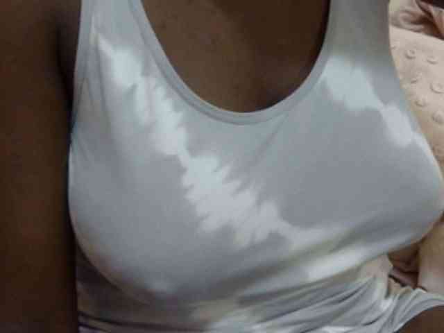 pretty-lioness webcam