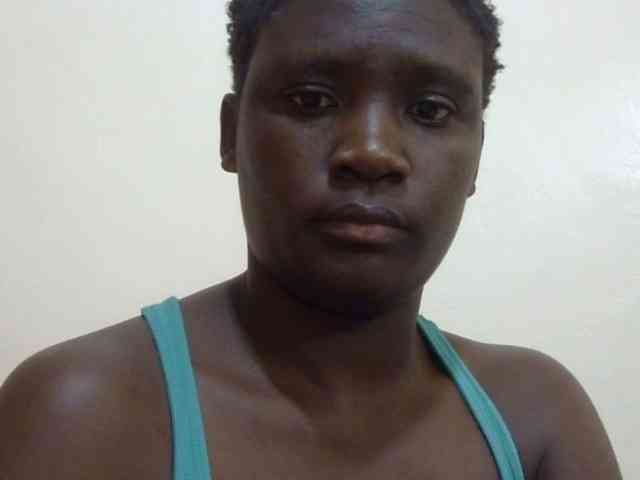 pretty-lioness webcam