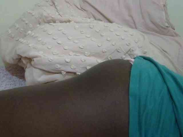 pretty-lioness webcam