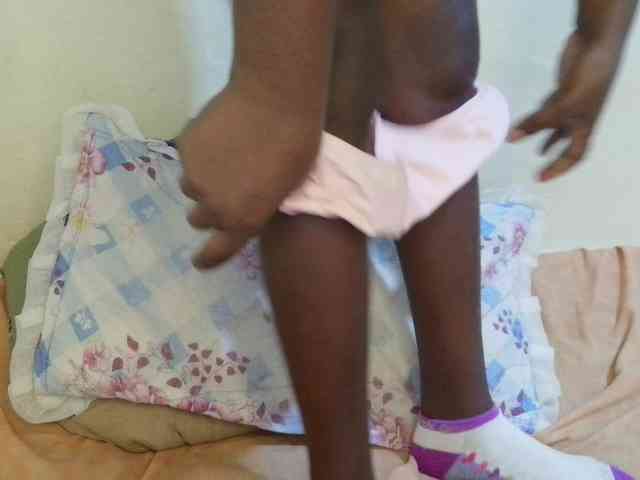 pretty-lioness webcam