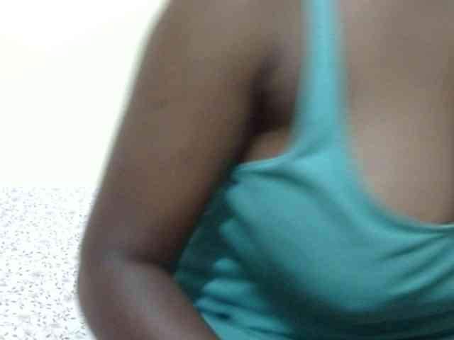 pretty-lioness webcam