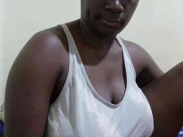 pretty-lioness webcam