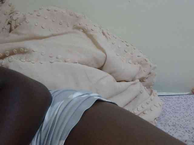 pretty-lioness webcam