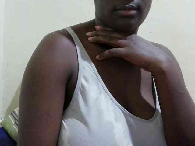 pretty-lioness pretty-lioness