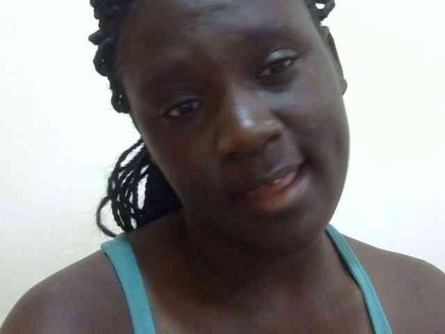 pretty-lioness webcam