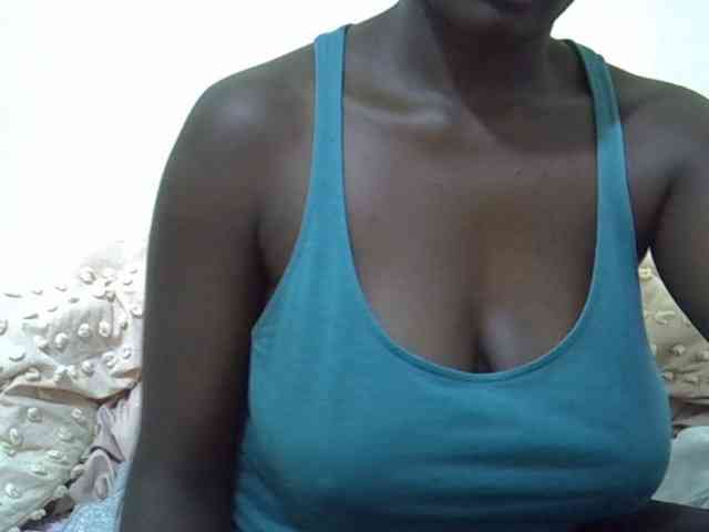 pretty-lioness webcam