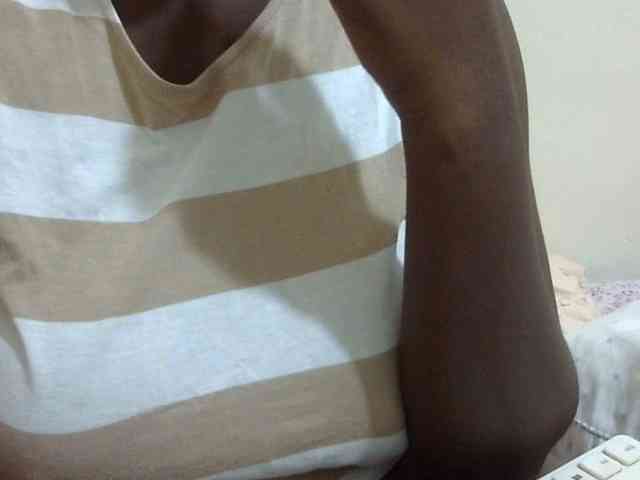 pretty-lioness pretty-lioness