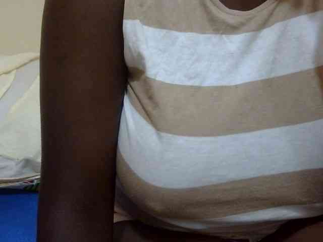 pretty-lioness webcam