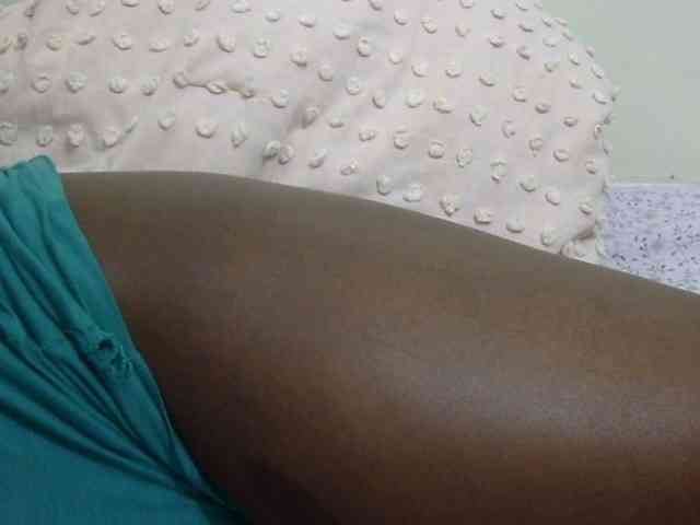 pretty-lioness webcam