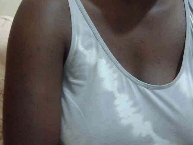 pretty-lioness webcam