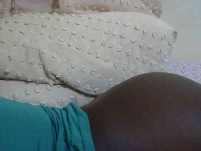 pretty-lioness webcam