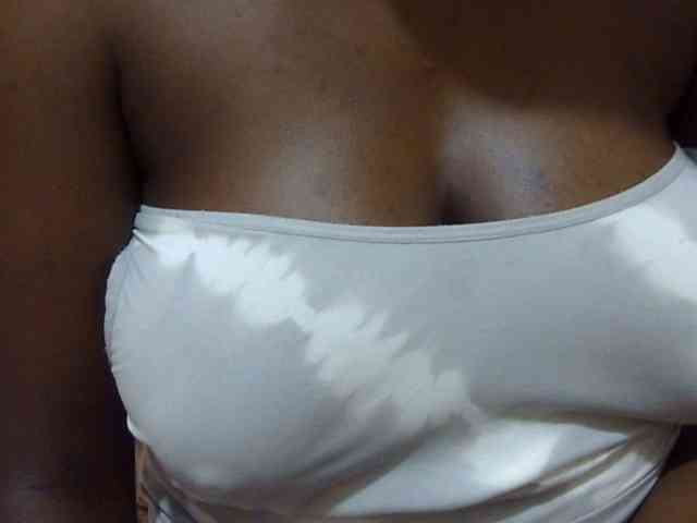 pretty-lioness webcam