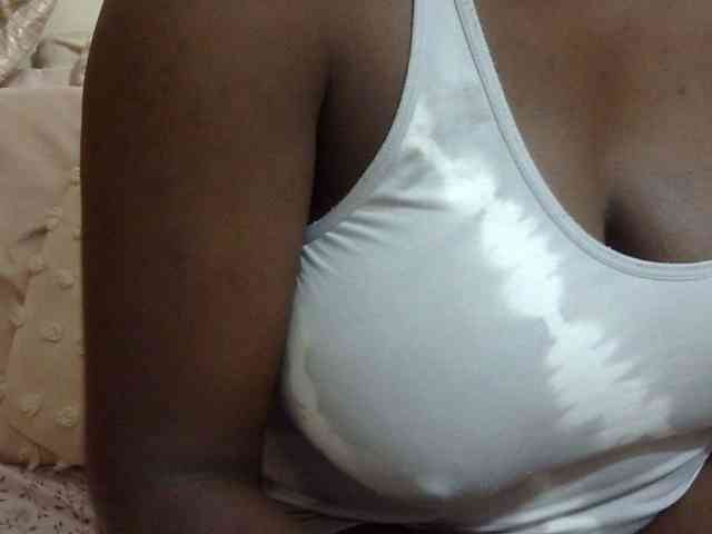 pretty-lioness webcam