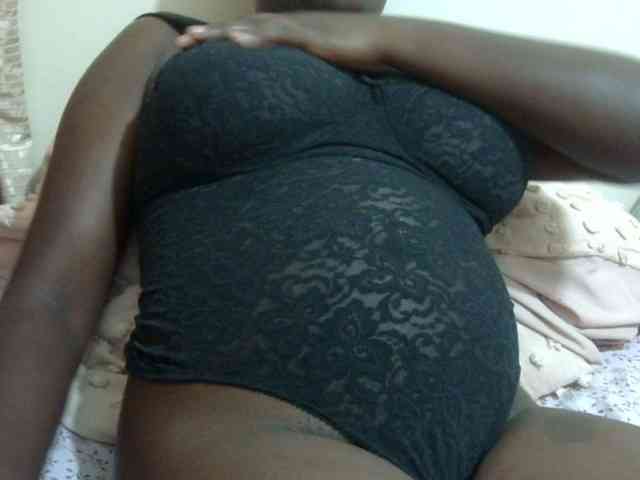 pretty-lioness webcam