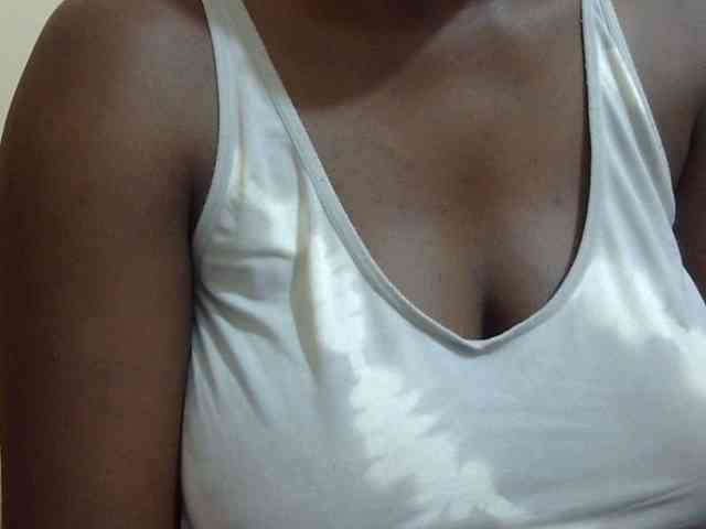 pretty-lioness webcam