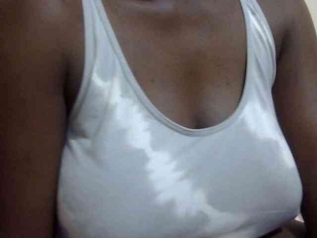 pretty-lioness webcam