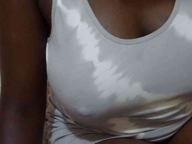 pretty-lioness webcam