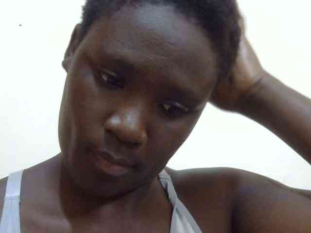 pretty-lioness webcam