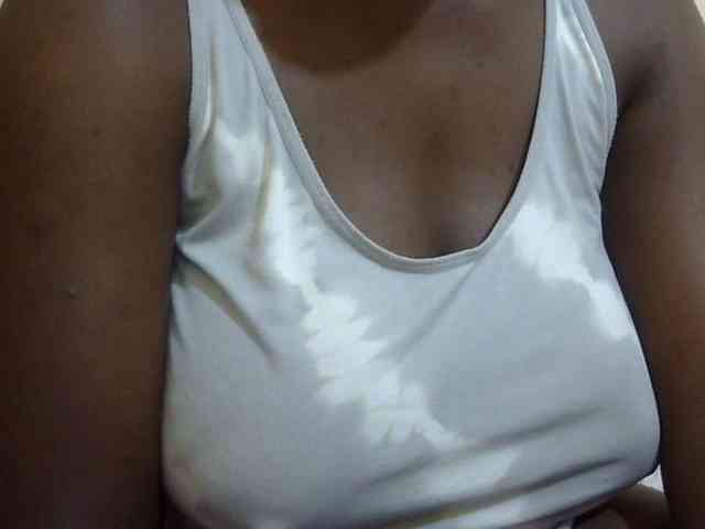 pretty-lioness webcam