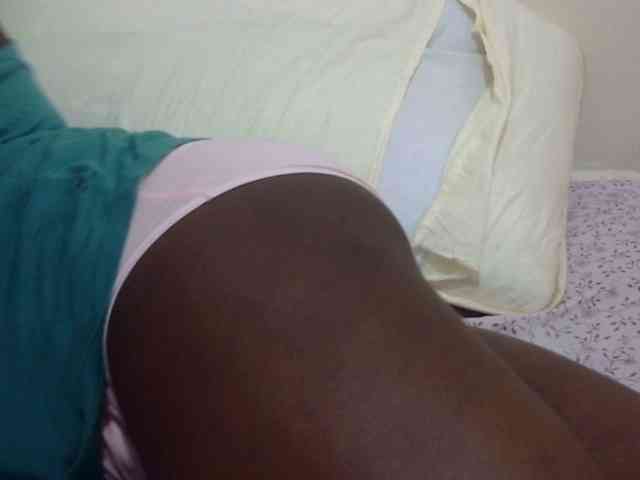 pretty-lioness webcam