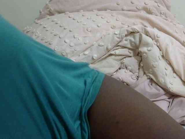 pretty-lioness webcam