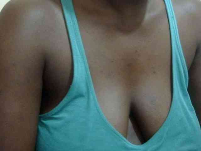 pretty-lioness webcam