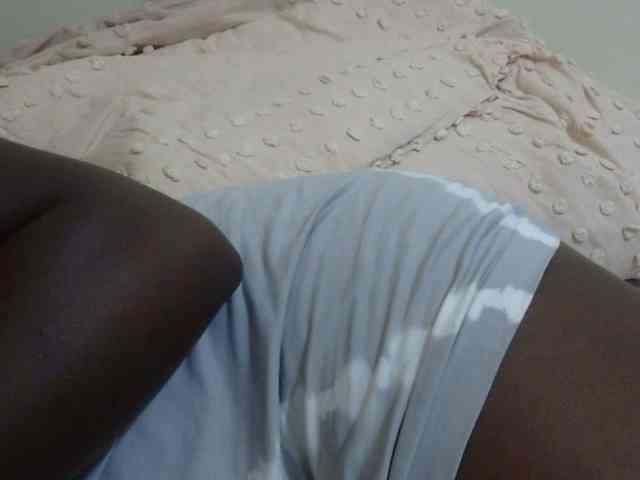 pretty-lioness webcam