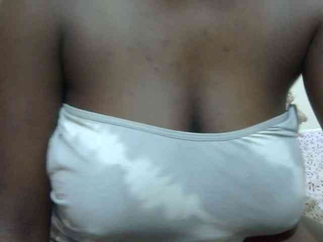 pretty-lioness webcam