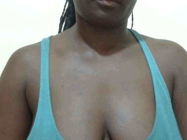 pretty-lioness webcam