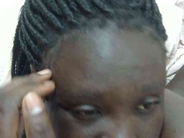 pretty-lioness webcam