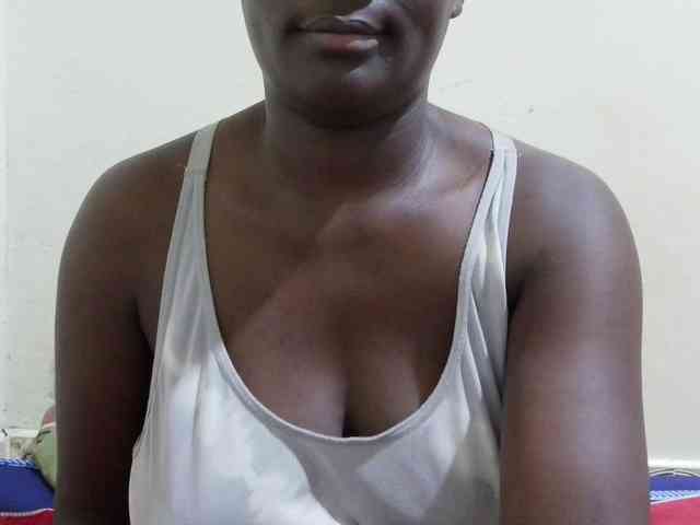 pretty-lioness webcam