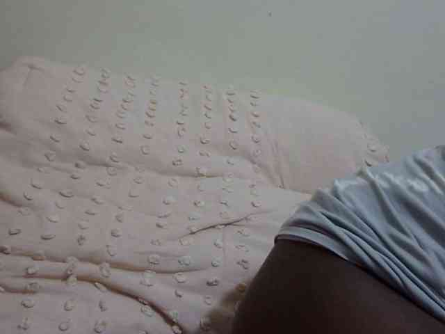 pretty-lioness webcam