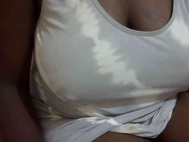 pretty-lioness webcam