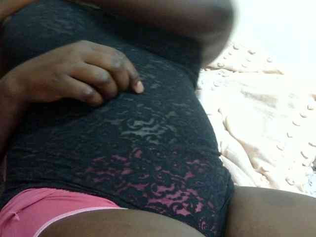 pretty-lioness webcam