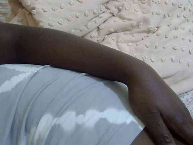 pretty-lioness webcam