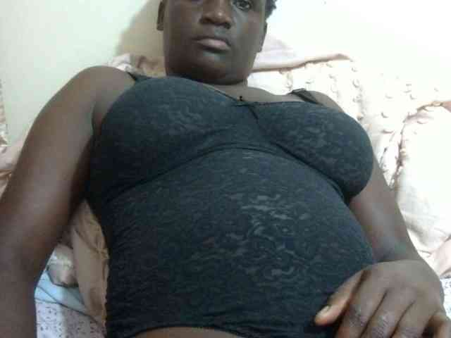 pretty-lioness webcam