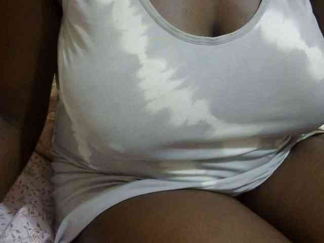 pretty-lioness webcam