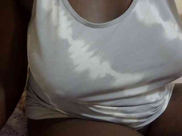 pretty-lioness webcam