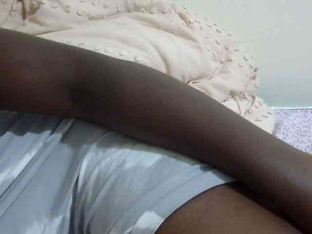 pretty-lioness webcam