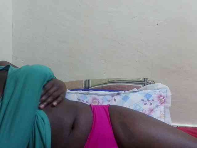 pretty-lioness webcam