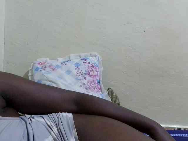 pretty-lioness webcam