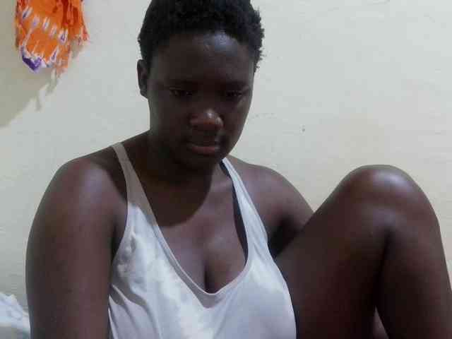 pretty-lioness webcam