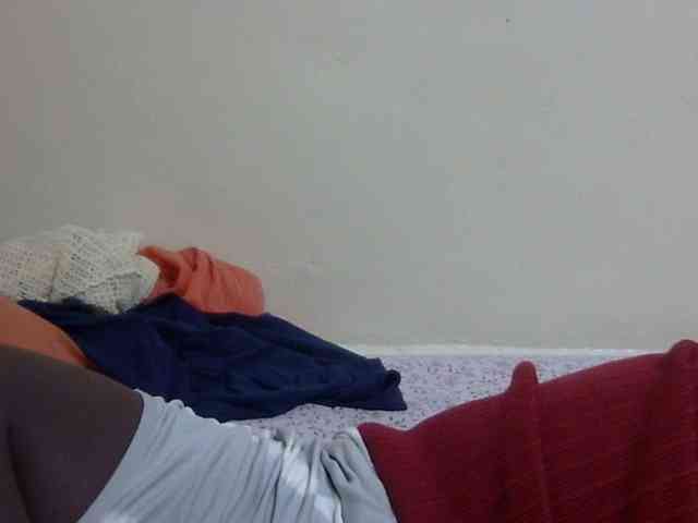 pretty-lioness webcam