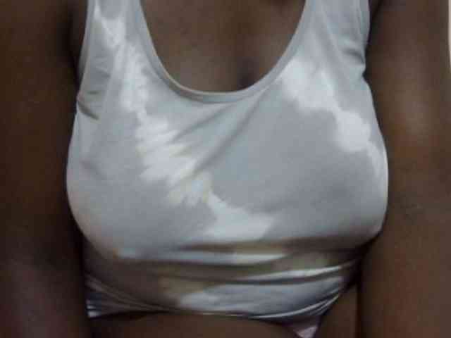 pretty-lioness webcam