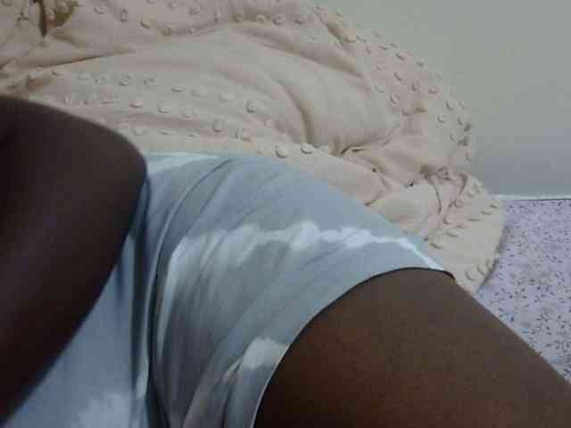 pretty-lioness webcam