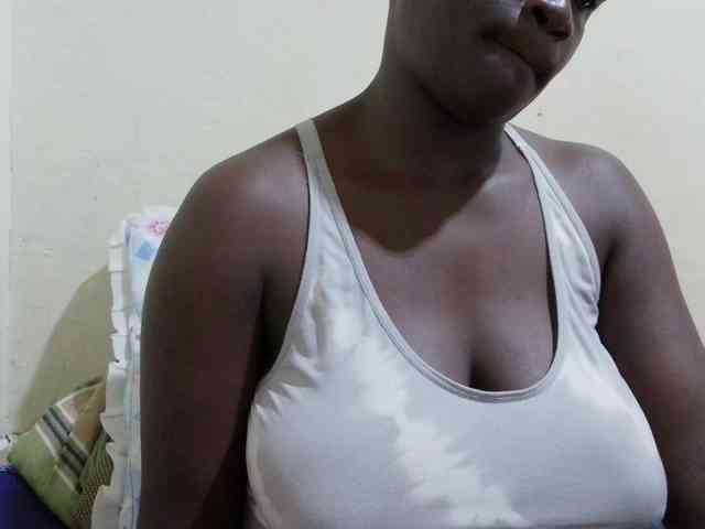 pretty-lioness webcam