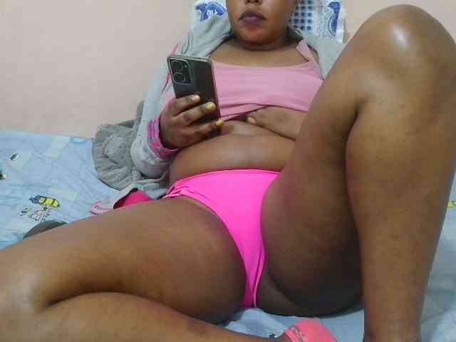 Squirty-babe webcam