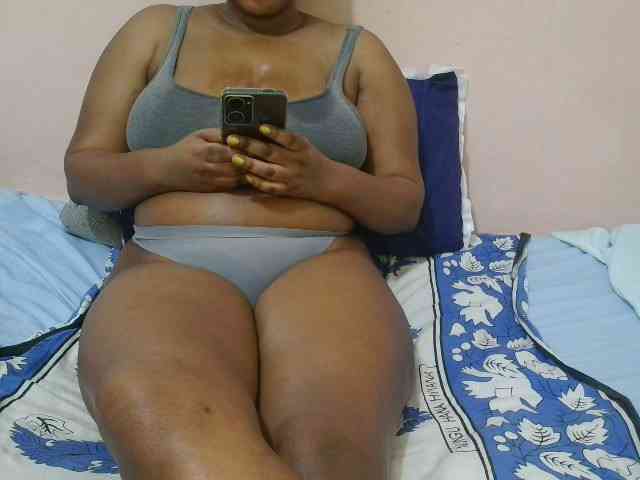 Squirty-babe webcam
