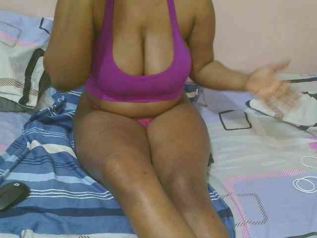 Squirty-babe webcam